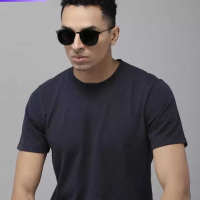 Roadster Solid Men Round Neck Blue T-Shirt