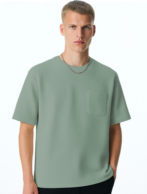 NOBERO Solid Men Crew Neck Green T-Shirt