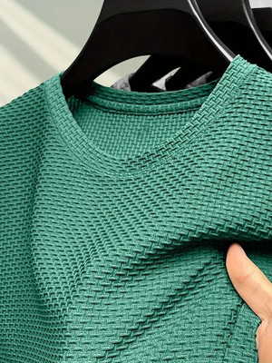 ZeenatFashion Self Design Men Round Neck Green T-Shirt