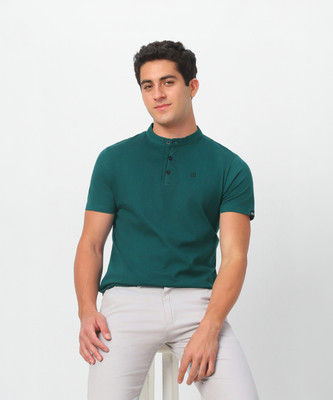 Urbano Fashion Solid Men Mandarin Collar Dark Green T-Shirt