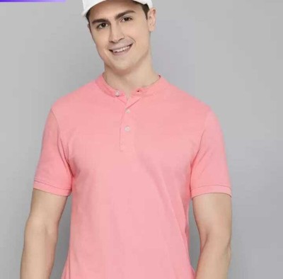 Roadster Solid Men Round Neck Pink T-Shirt