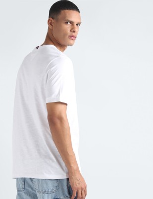 TOMMY HILFIGER Solid Men Round Neck White T-Shirt