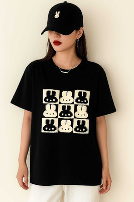 TQH Typography Women Round Neck Black T-Shirt