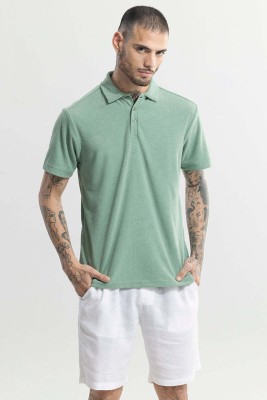 Snitch Solid Men Polo Neck Green T-Shirt