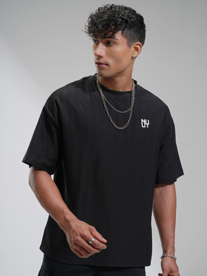 HIGHLANDER Self Design Men Round Neck Black T-Shirt