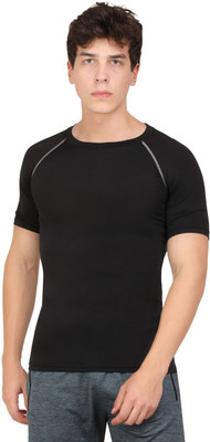 NINQ Solid Men Round Neck Black T-Shirt