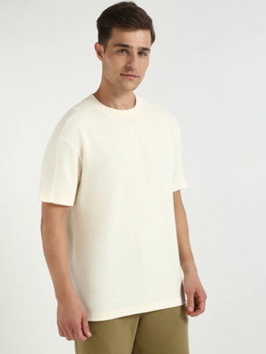 Calvin Klein Jeans Solid Men Round Neck Beige T-Shirt