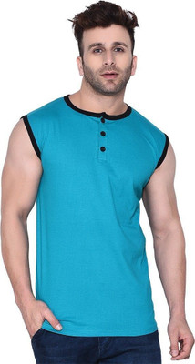 GEUM Solid Men Henley Neck Light Green T-Shirt