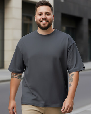 BEWAKOOF Solid Men Round Neck Grey T-Shirt