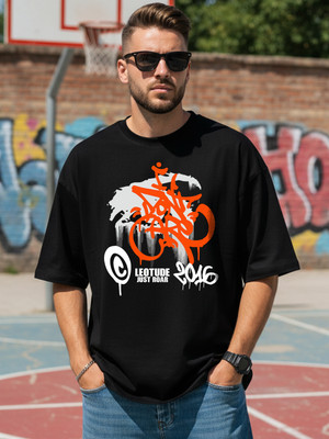 JUST ROAR Printed Men Round Neck Black T-Shirt
