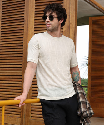 CAMPUS SUTRA Solid Men Round Neck White T-Shirt