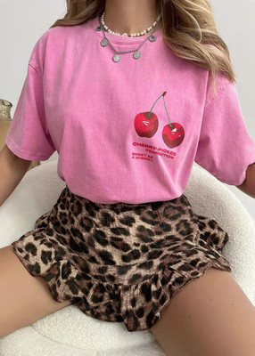 TRENDY TEES Graphic Print Women Round Neck Pink T-Shirt
