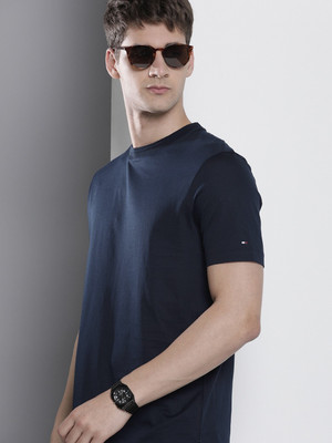 TOMMY HILFIGER Solid Men Round Neck Dark Blue T-Shirt