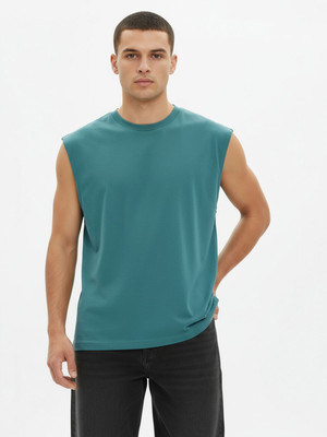 Glitchez Solid Men Round Neck Green T-Shirt