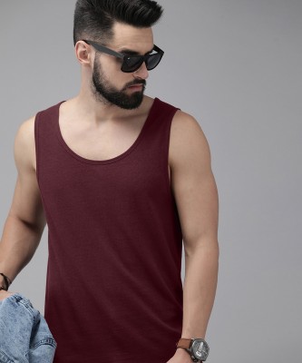 Roadster Self Design Men Round Neck Maroon T-Shirt