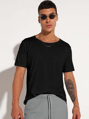SHOWOFFFF Solid Men Round Neck Black T-Shirt