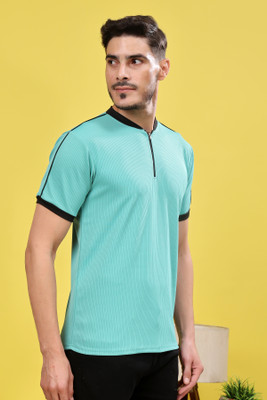 Madfrog Solid Men Zip Neck Green T-Shirt