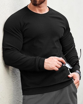 ZeenatFashion Self Design Men Round Neck Black T-Shirt