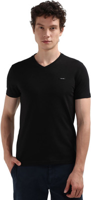 Calvin Klein Solid Men Crew Neck Black T-Shirt