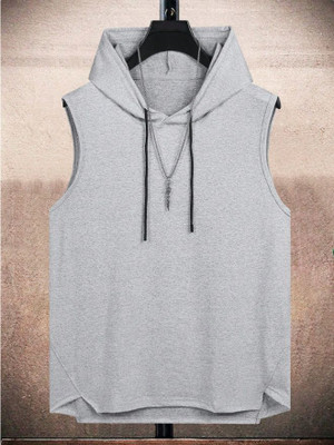 FURRR Solid Men Round Neck Grey T-Shirt