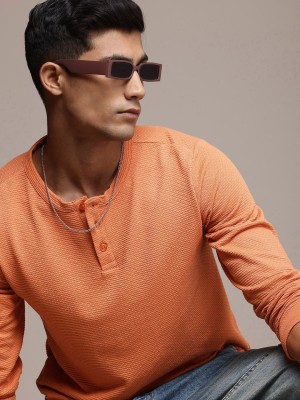 Roadster Self Design Men Henley Neck Orange T-Shirt