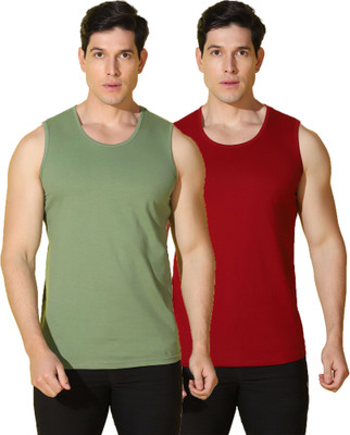 WOOSTRO Solid Men Round Neck Red, Green T-Shirt