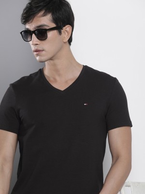 TOMMY HILFIGER Solid Men V Neck Black T-Shirt