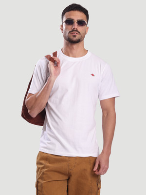 Bene Kleed Solid Men Crew Neck White T-Shirt