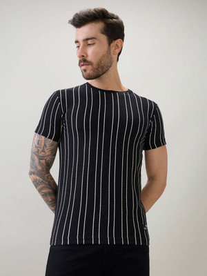 Status Quo Striped Men Round Neck Black T-Shirt
