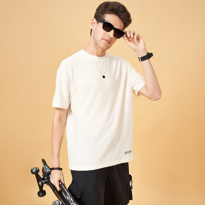 Street 808 by Pantaloons Solid Men Round Neck White T-Shirt