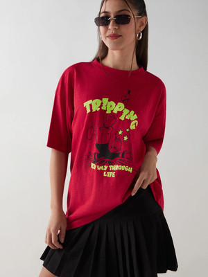 BEWAKOOF Graphic Print Women Round Neck Red T-Shirt