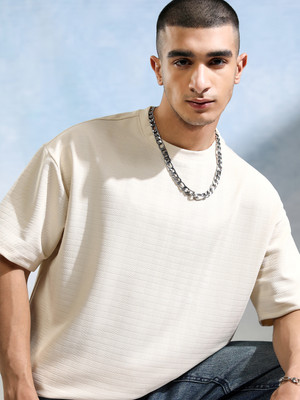 HIGHLANDER Self Design Men Round Neck White T-Shirt