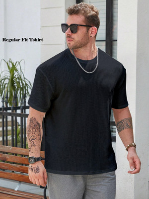 The Modern Soul Self Design Men Round Neck Black T-Shirt