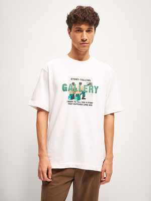 THE BEAR HOUSE Self Design Men Round Neck White T-Shirt