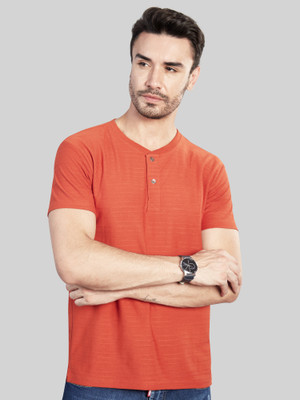 BE POSITIVE Solid Men Henley Neck Orange T-Shirt