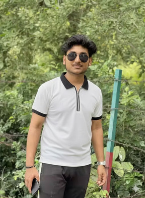 CrisPet Self Design Men Polo Neck White T-Shirt