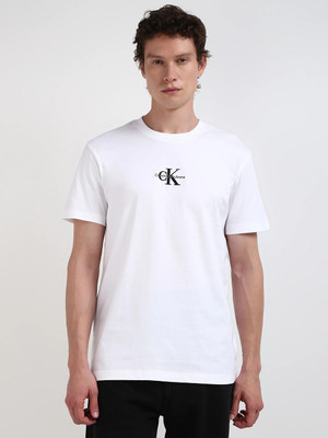 Calvin Klein Jeans Solid Men Round Neck White T-Shirt