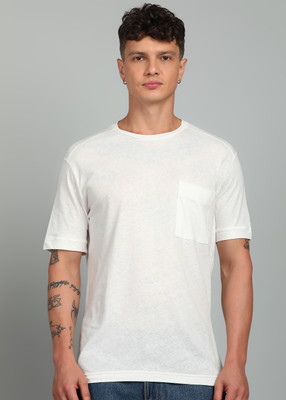 United Colors of Benetton Solid Men Round Neck White T-Shirt