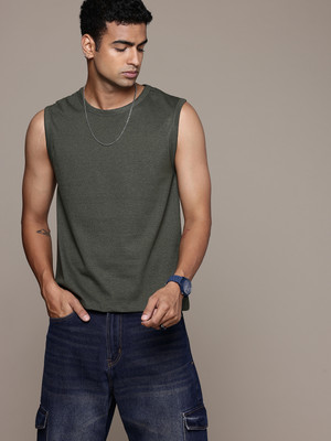 R.Code by The Roadster Life Co. Solid Men Round Neck Dark Green T-Shirt