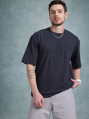 Roadster Self Design Men Round Neck Black T-Shirt