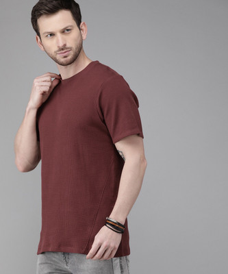 Roadster Self Design Men Round Neck Maroon T-Shirt