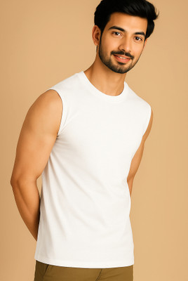 Jangoboy Solid Men Round Neck White T-Shirt