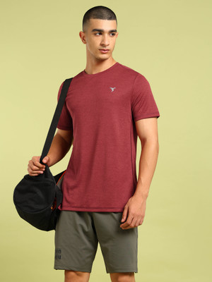 TECHNOSPORT Solid Men Round Neck Red T-Shirt