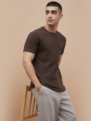 Fame Forever by Lifestyle Solid Men Round Neck Brown T-Shirt