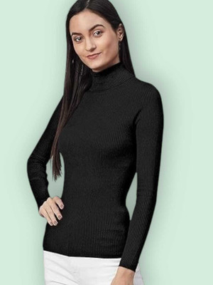 PD CLORI Solid Women Round Neck Black T-Shirt