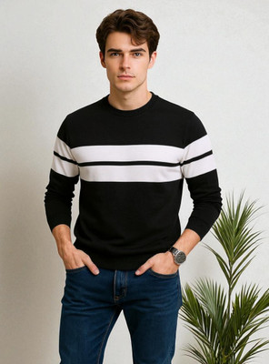 Teezler Solid Men Round Neck Black T-Shirt