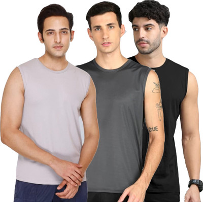 Moordale Solid Men Round Neck Grey, Black T-Shirt