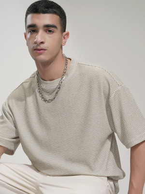 HIGHLANDER Solid Men Round Neck Brown T-Shirt