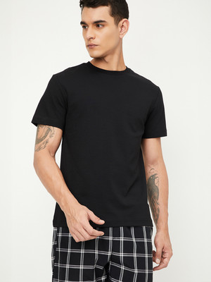 MAX Solid Men Round Neck Black T-Shirt