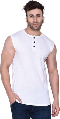 GEUM Solid Men Henley Neck White T-Shirt
